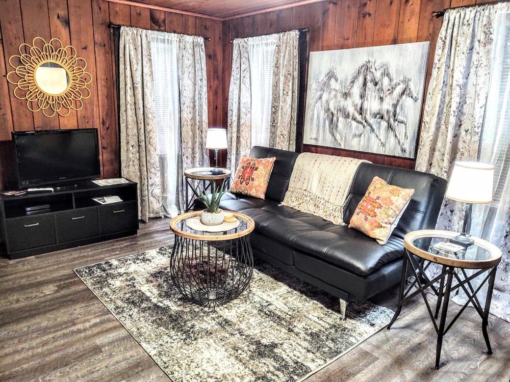 Edgewater Resort Cottage #1